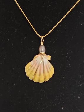 Tahitian Pearl - Sunrise Shell Gold-filled Wrap